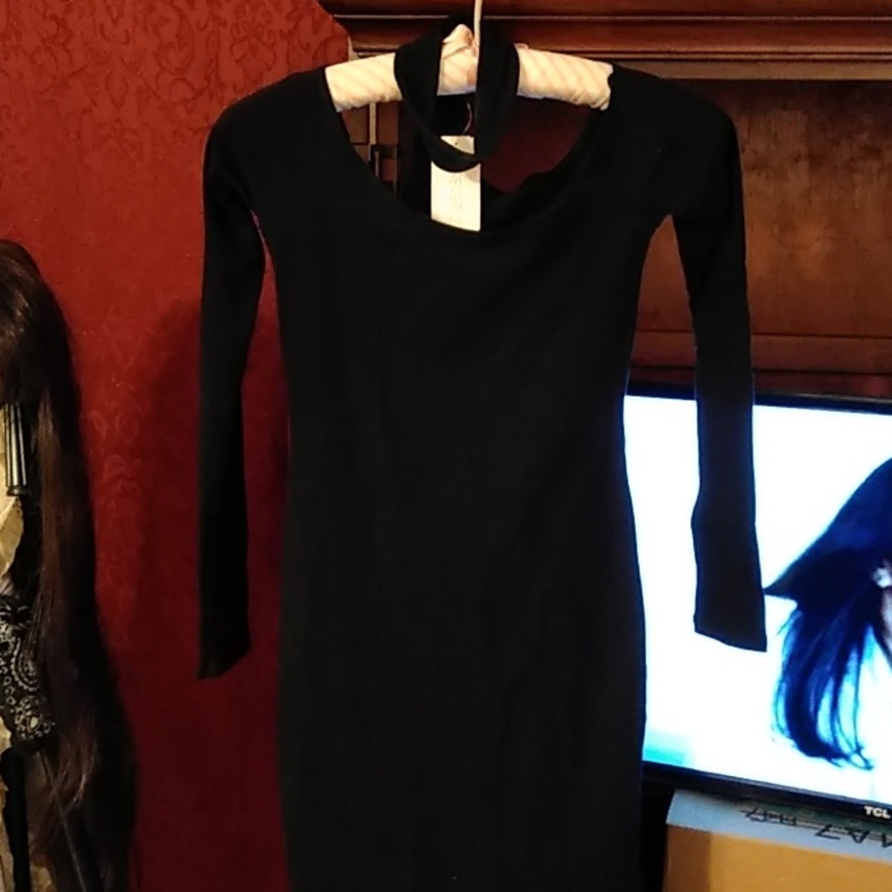 Forever 21 black short length dress